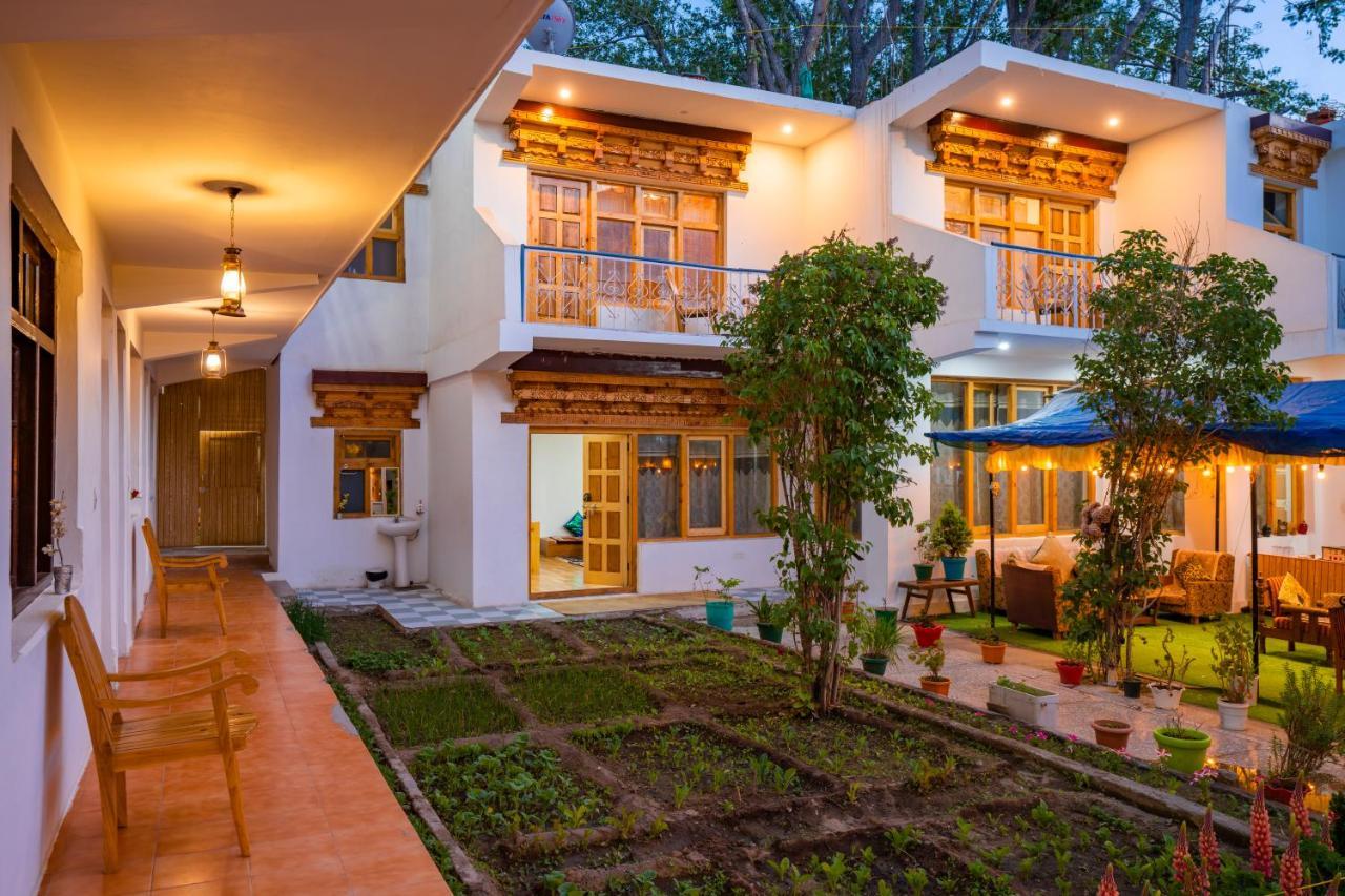 Rainbow Hostelier Лех Экстерьер фото