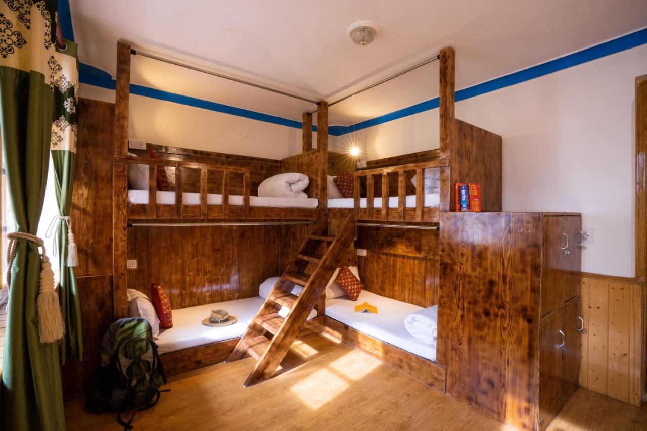 Rainbow Hostelier Лех Экстерьер фото