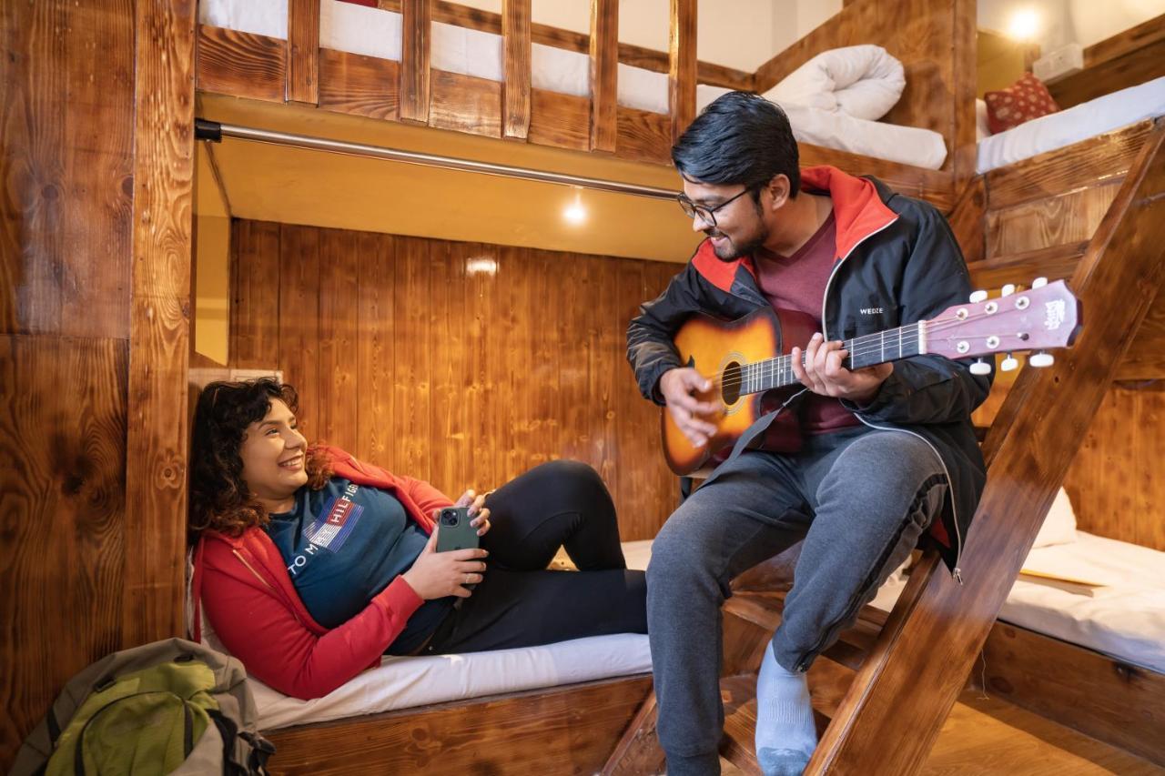 Rainbow Hostelier Лех Экстерьер фото
