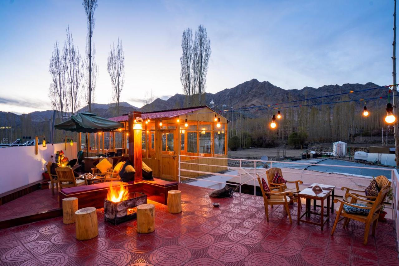 Rainbow Hostelier Лех Экстерьер фото